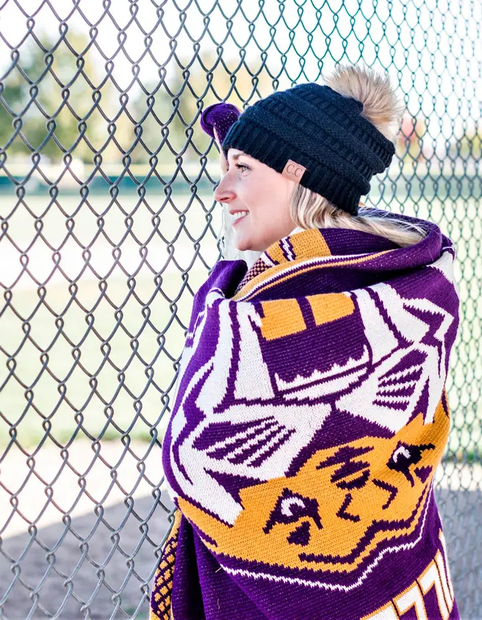 logoknits about